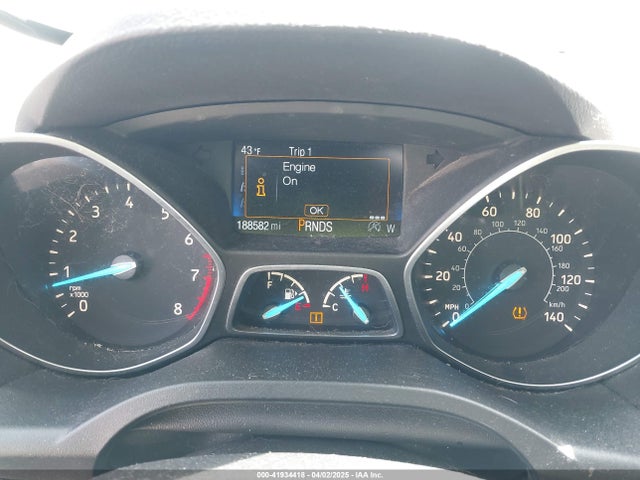 1FMCU9G94HUB04467 Ford ESCAPE SE