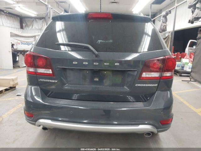 3C4PDCGG1JT429420 Dodge Journey Crossroad