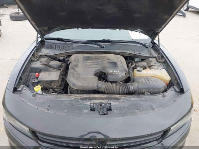 2C3CDXBG2KH579435 Dodge Charger Sxt Rwd