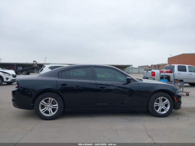2C3CDXBG2KH579435 Dodge Charger Sxt Rwd