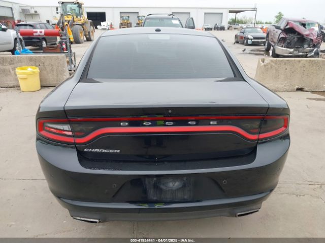 2C3CDXBG2KH579435 Dodge Charger Sxt Rwd