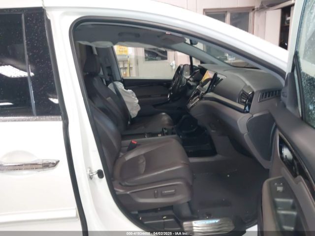 5FNRL6H96JB027498 Honda Odyssey Elite