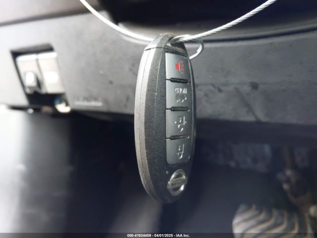 3N1CN8EV3ML851349 Nissan Versa