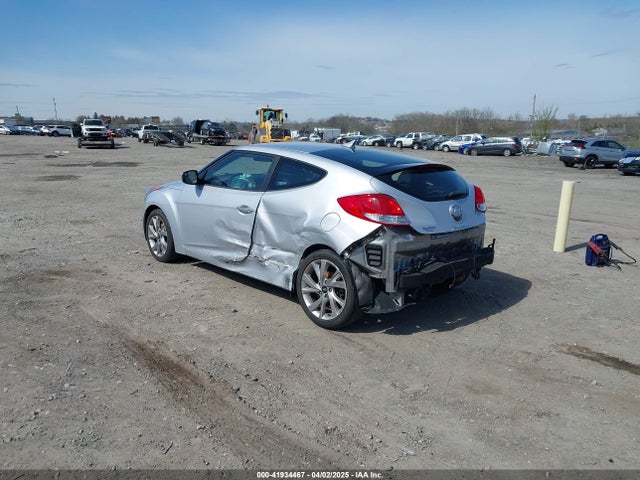 KMHTC6AD2HU306089 Hyundai Veloster