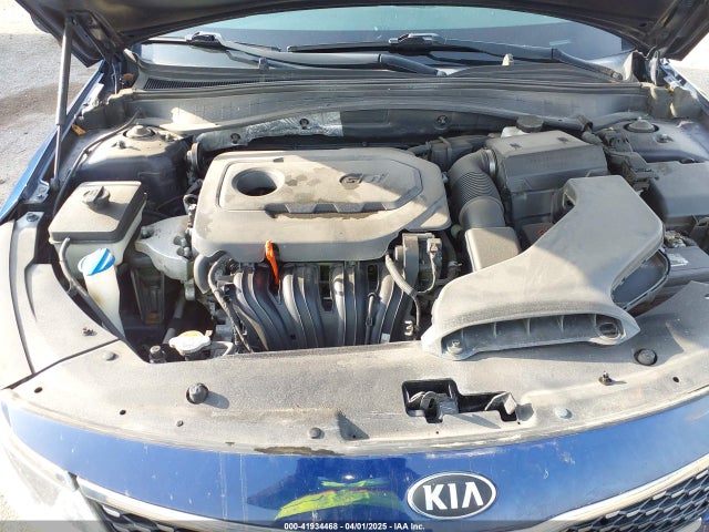 5XXGT4L35JG208250 KIA Optima S