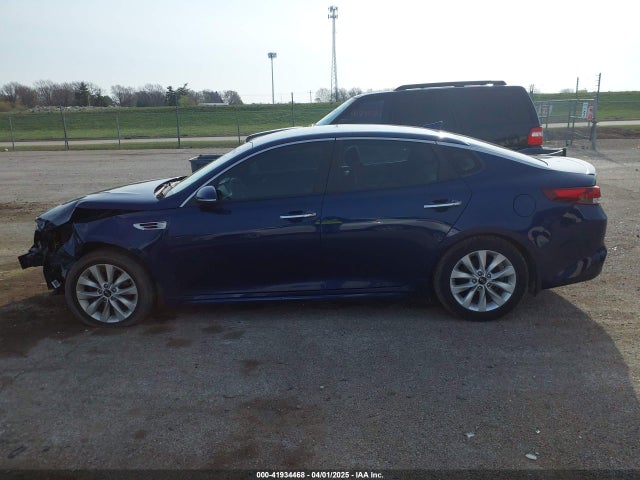 5XXGT4L35JG208250 KIA Optima S