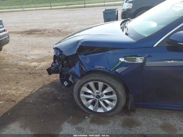 5XXGT4L35JG208250 KIA Optima S