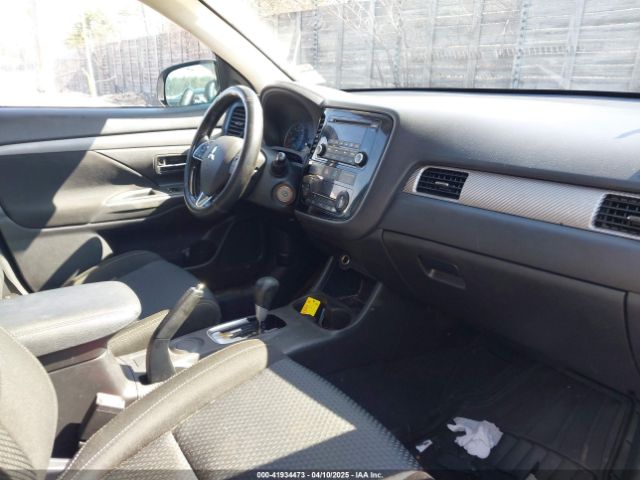 JA4AD2A32GZ049794 Mitsubishi Outlander Es