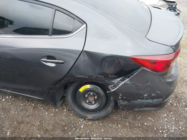 3MZBM1V72FM212765 Mazda Mazda3 I Touring
