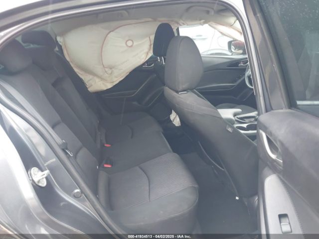 3MZBM1V72FM212765 Mazda Mazda3 I Touring