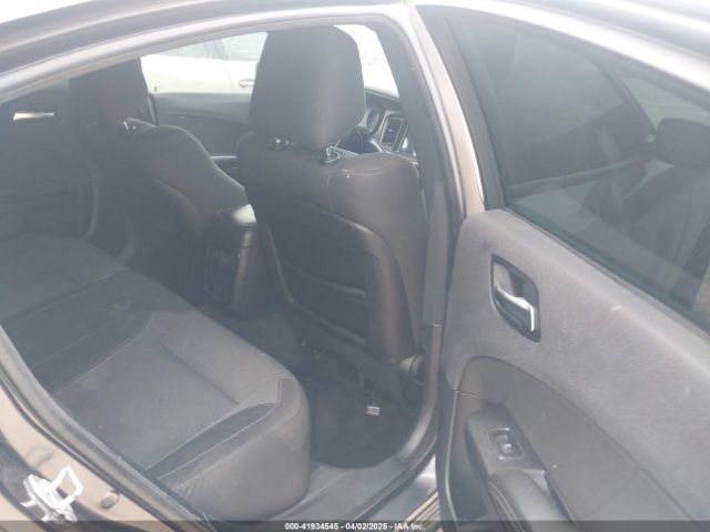 2C3CDXHG4HH595636 Dodge Charger Sxt Rwd