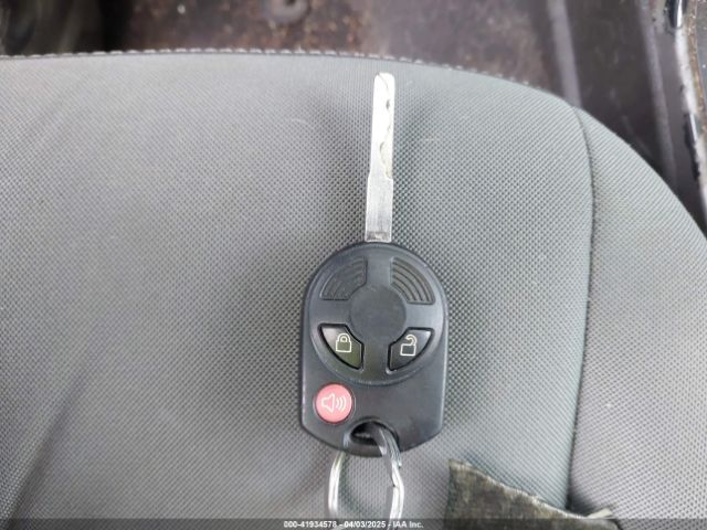 1FMCU9GX3GUC62294 Ford ESCAPE SE