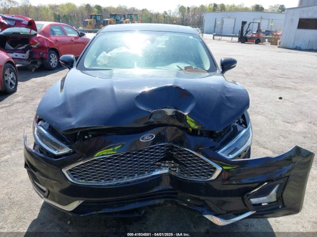 3FA6P0D96LR133693 Ford Fusion Titanium