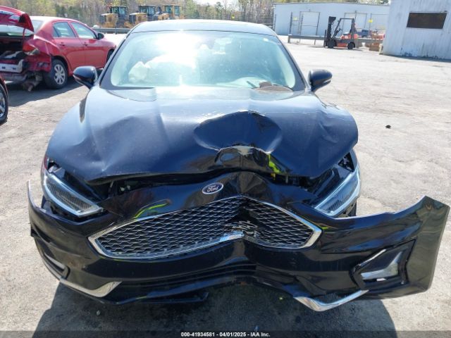 3FA6P0D96LR133693 Ford Fusion Titanium