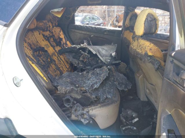 KM8J3CA44JU667772 Hyundai TUCSON SEL