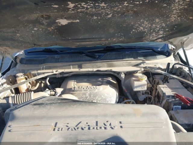 3C6UR5HJ4NG130956 RAM 2500 Tradesman  4x4 8' Box