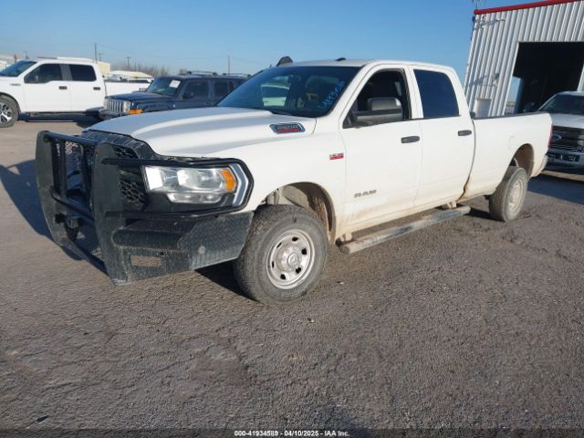3C6UR5HJ4NG130956 RAM 2500 Tradesman  4x4 8' Box