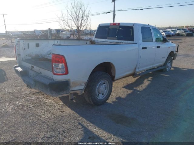 3C6UR5HJ4NG130956 RAM 2500 Tradesman  4x4 8' Box