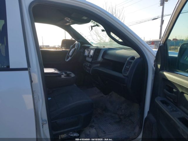 3C6UR5HJ4NG130956 RAM 2500 Tradesman  4x4 8' Box