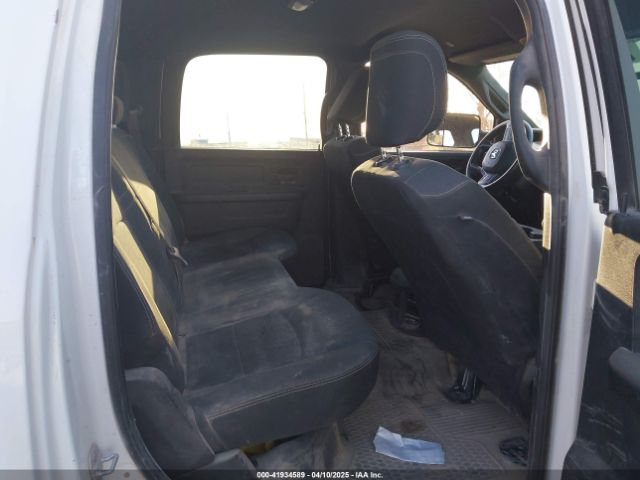 3C6UR5HJ4NG130956 RAM 2500 Tradesman  4x4 8' Box