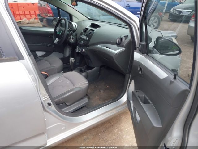 KL8CB6S96FC804566 Chevrolet Spark Ls Cvt
