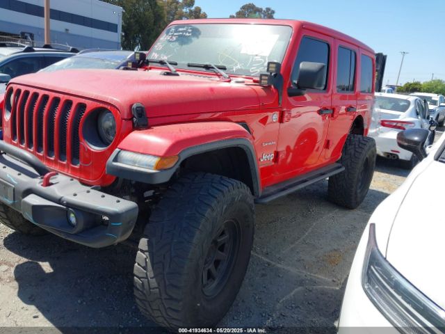 1C4HJXEN0KW552028 Jeep Wrangler Unlimited Sahara 4x4
