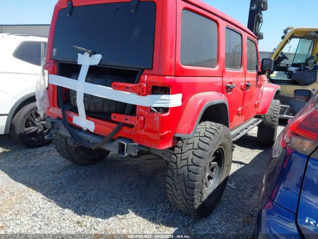 1C4HJXEN0KW552028 Jeep Wrangler Unlimited Sahara 4x4