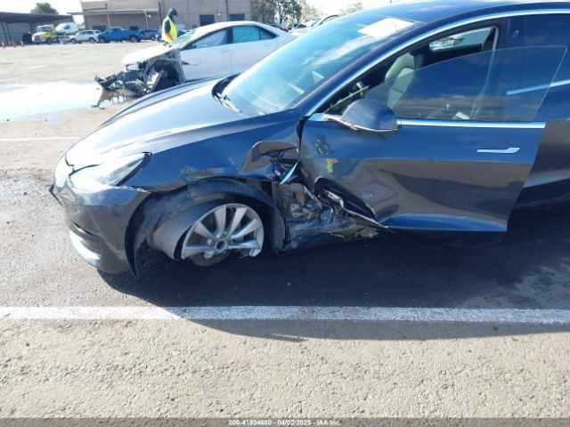 5YJ3E1EA4JF006036 Tesla Model 3 Long Range/mid Range