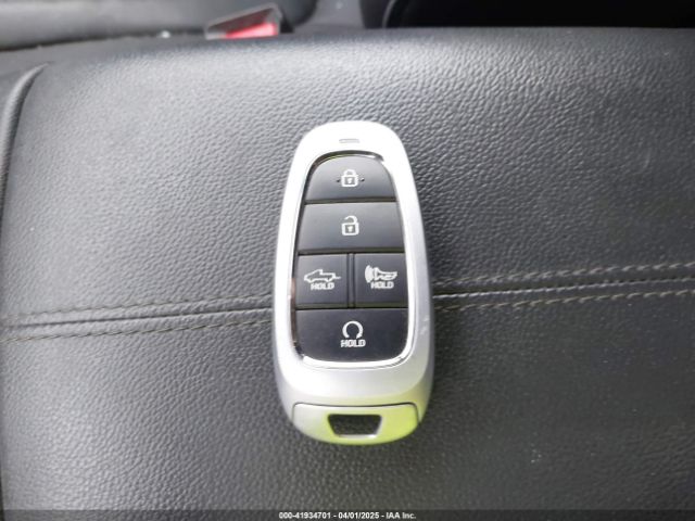 5NTJEDAF3PH055086 Hyundai Santa Cruz Limited