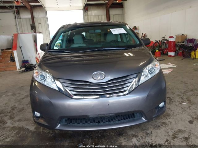 5TDDZ3DC5HS187614 Toyota Sienna Xle 7 Passenger