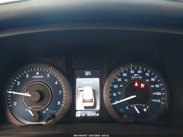 5TDDZ3DC5HS187614 Toyota Sienna Xle 7 Passenger