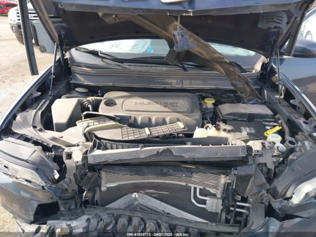 1C4PJLCB2KD403788 Jeep Cherokee Latitude Fwd