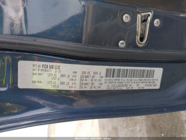 1C4PJLCB2KD403788 Jeep Cherokee Latitude Fwd