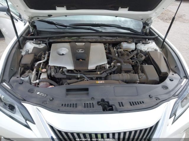58AD21B14LU007428 Lexus ES 300H