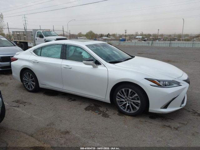 58AD21B14LU007428 Lexus ES 300H