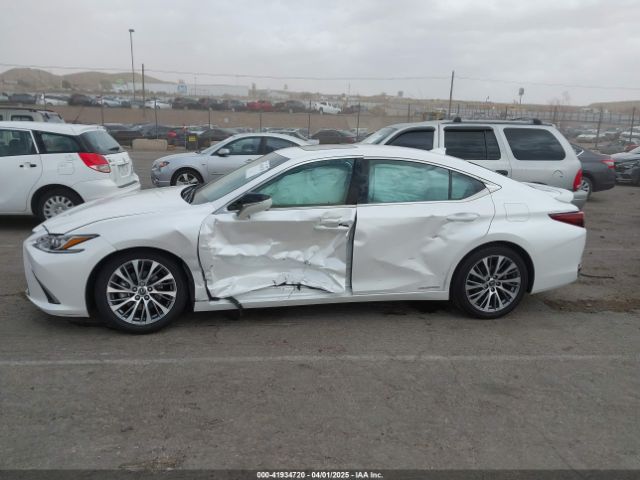 58AD21B14LU007428 Lexus ES 300H