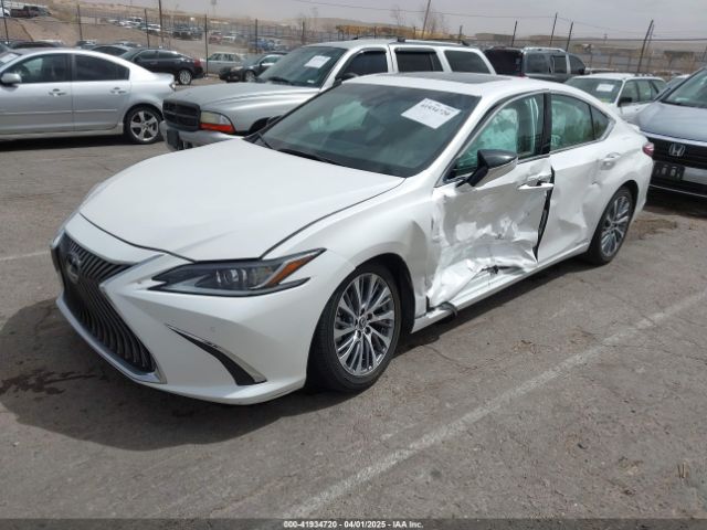 58AD21B14LU007428 Lexus ES 300H