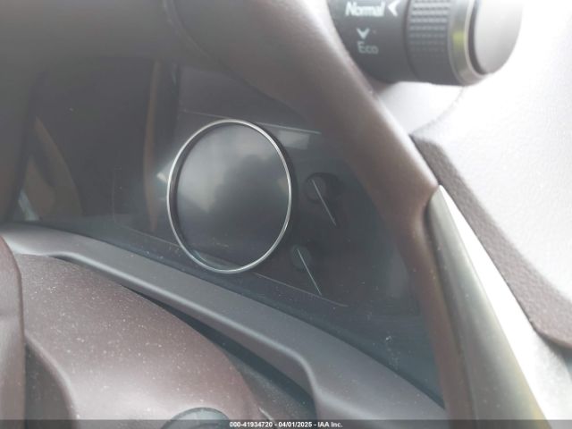 58AD21B14LU007428 Lexus ES 300H