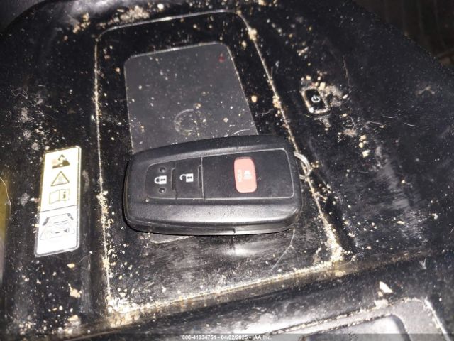 JTDL9RFUXK3007993 Toyota PRIUS XLE