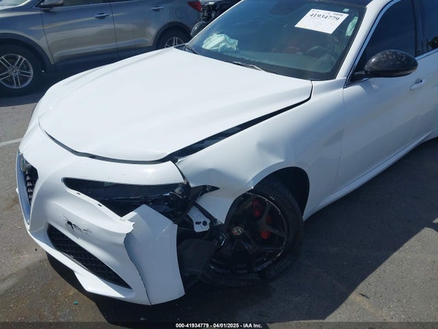 ZARFAMAN4K7621122 Alfa Romeo Giulia Rwd