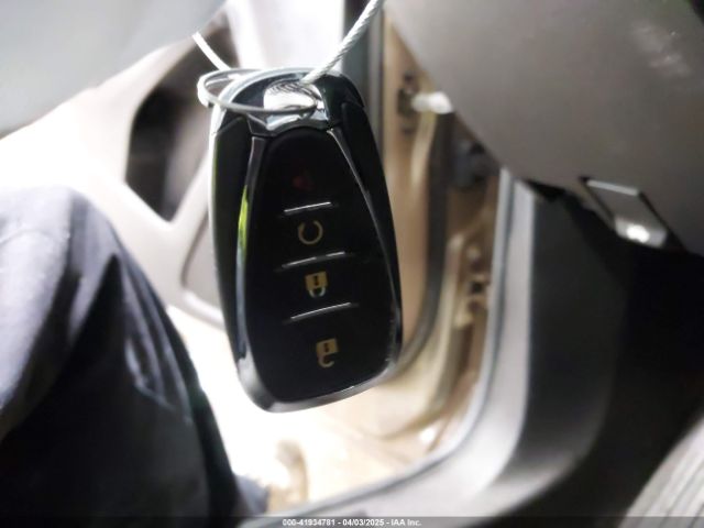 2GNAXSEV1J6248550 Chevrolet EQUINOX LT