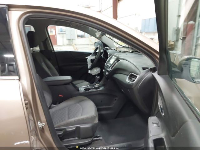 2GNAXSEV1J6248550 Chevrolet EQUINOX LT