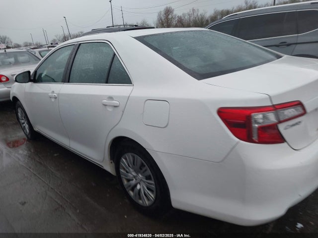 4T1BF1FK0EU375517 Toyota CAMRY LE