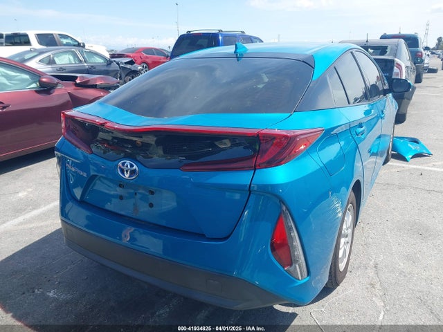 JTDKARFP2H3001031 Toyota Prius Prime Premium
