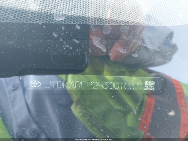 JTDKARFP2H3001031 Toyota Prius Prime Premium