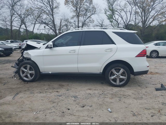 4JGDA5JB4HA955963 Mercedes-Benz m276
