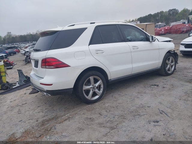 4JGDA5JB4HA955963 Mercedes-Benz m276