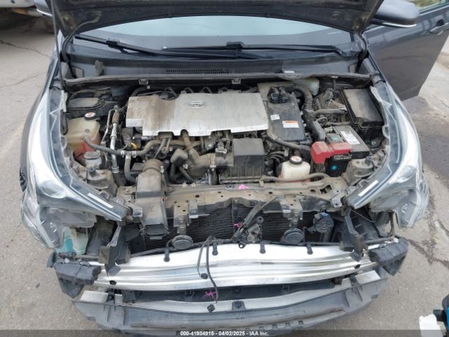 JTDKARFU4J3065969 Toyota Prius Three