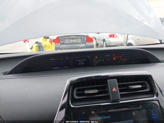 JTDKARFU4J3065969 Toyota Prius Three