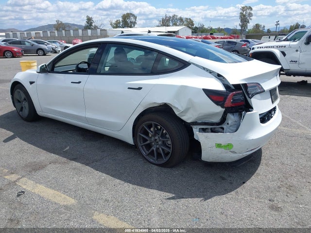 2023 TESLA MODEL 3 5YJ3E1EA5PF502066 Photo 2